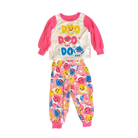 pinkfong Other - Baby Shark Girls Fleece 2T Pink Pajama Set Two Piece, Pinkfong